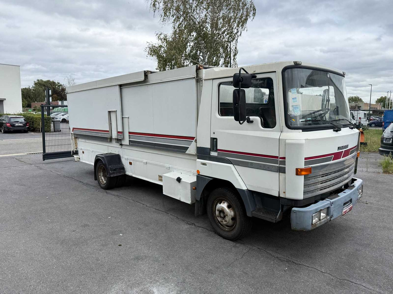 NISSAN - 1991 - L50.09 - TRUCK - Sunkvežimis: foto 1 NISSAN - 1991 - L50.09 - TRUCK - Sunkvežimis: foto 1