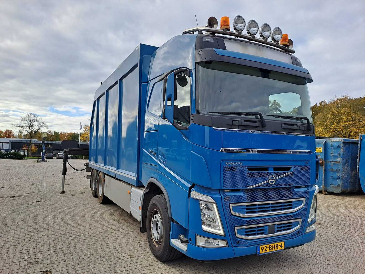 VOLVO - 2016 - FH4 540 I-SHIFT - TRUCK WITH PALFINGER EPSILON Q150L/97 CRANE - Sunkvežimis: foto 2 VOLVO - 2016 - FH4 540 I-SHIFT - TRUCK WITH PALFINGER EPSILON Q150L/97 CRANE - Sunkvežimis: foto 2