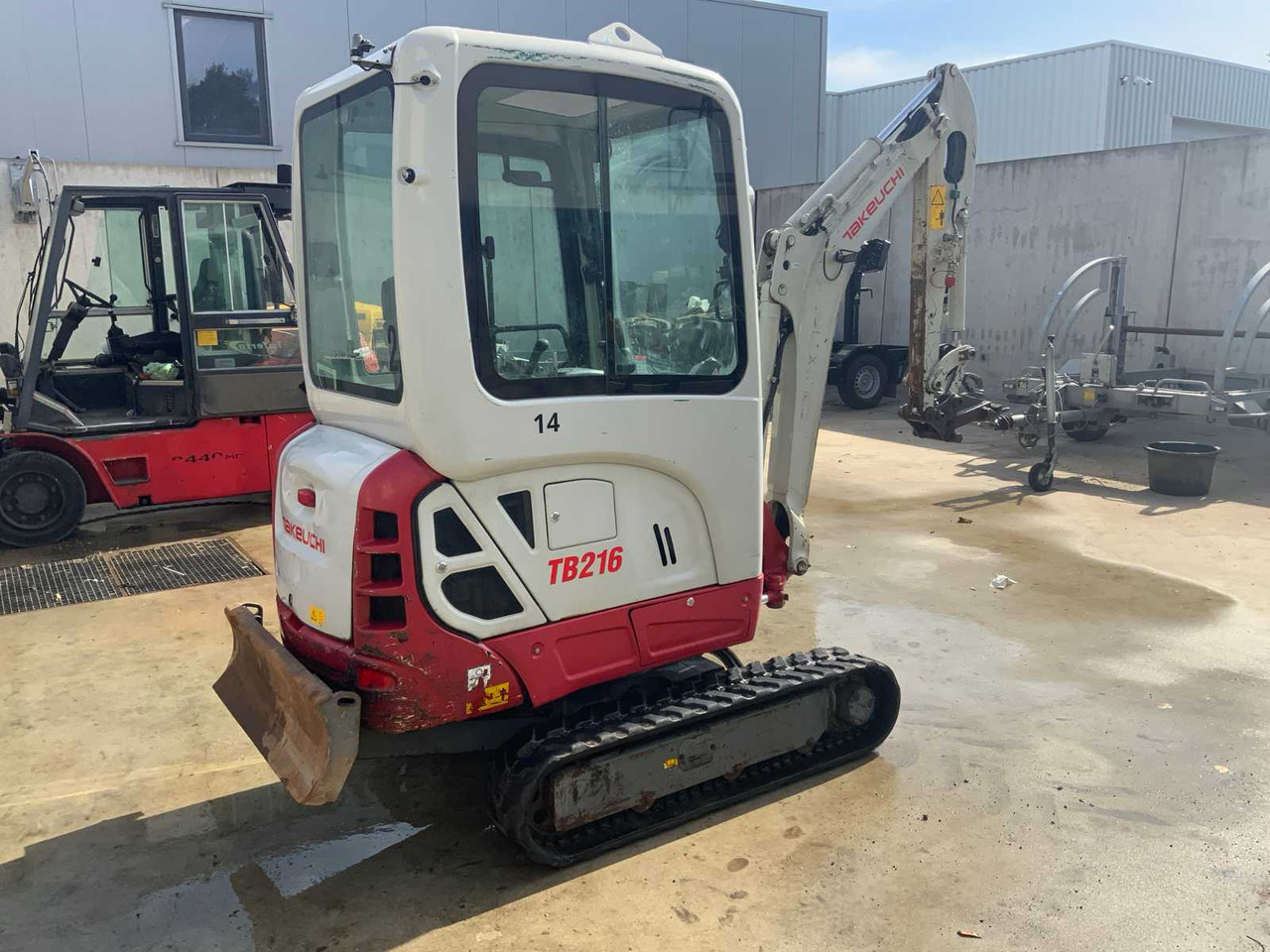 Takeuchi TB 216 - Mini ekskavatorius: foto 3 Takeuchi TB 216 - Mini ekskavatorius: foto 3