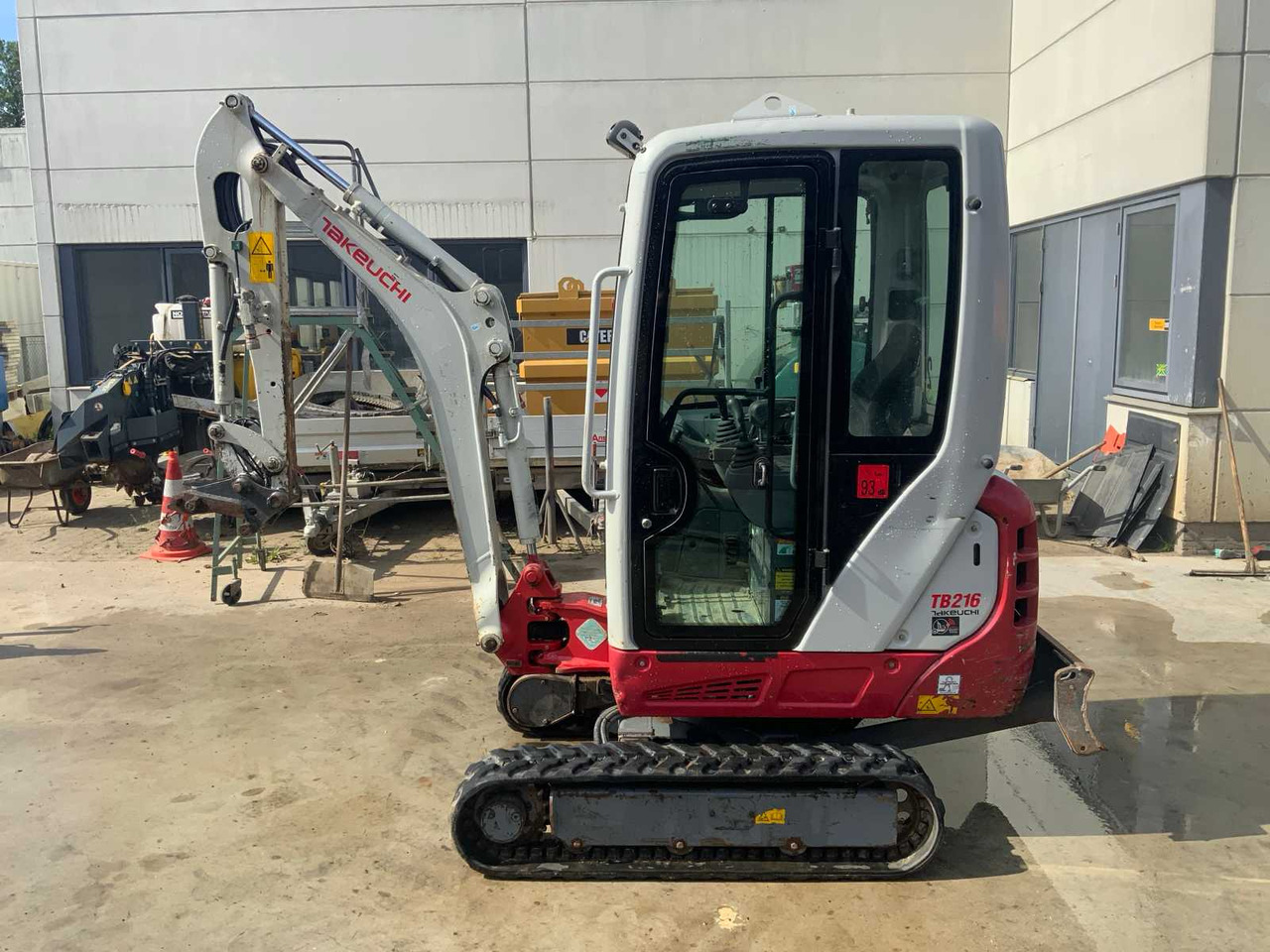 Takeuchi TB 216 - Mini ekskavatorius: foto 2 Takeuchi TB 216 - Mini ekskavatorius: foto 2