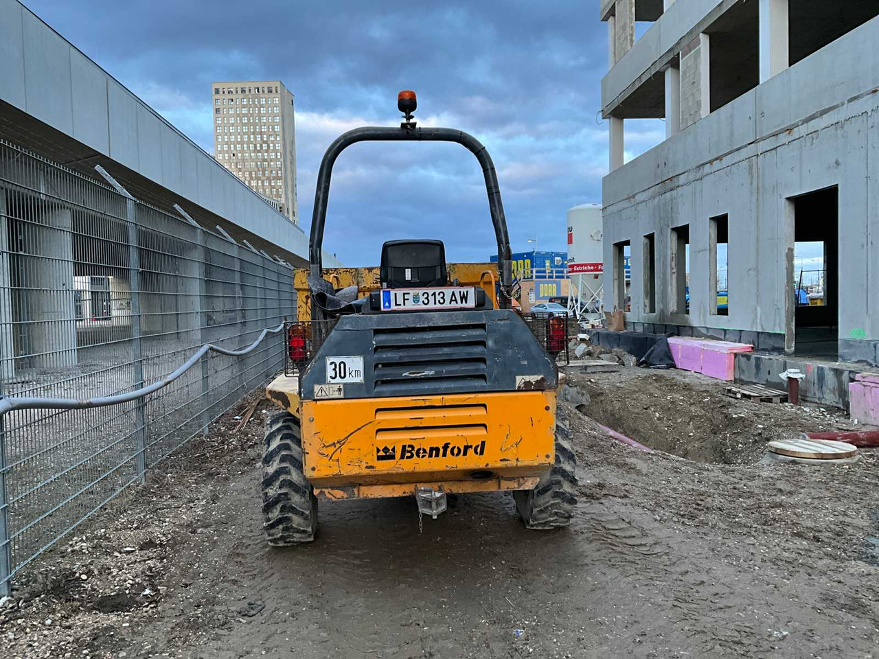 Terex PS5000 - Savivartė traktorinė priekaba: foto 4 Terex PS5000 - Savivartė traktorinė priekaba: foto 4