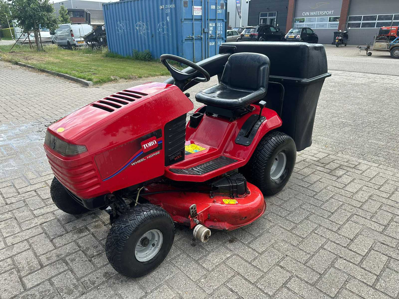 Toro Wheel horse - Vejapjovė: foto 1 Toro Wheel horse - Vejapjovė: foto 1