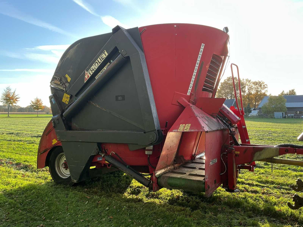 Trioliet Triomix 1200 - Pašarų maišytuvas: foto 5 Trioliet Triomix 1200 - Pašarų maišytuvas: foto 5