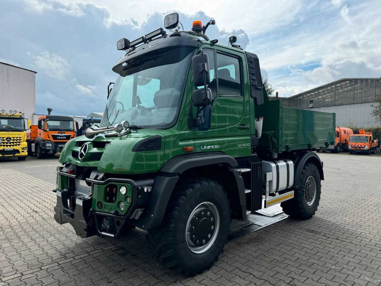UNIMOG - 2018 - U430 - DUMPER - Mini savivartis: foto 1 UNIMOG - 2018 - U430 - DUMPER - Mini savivartis: foto 1