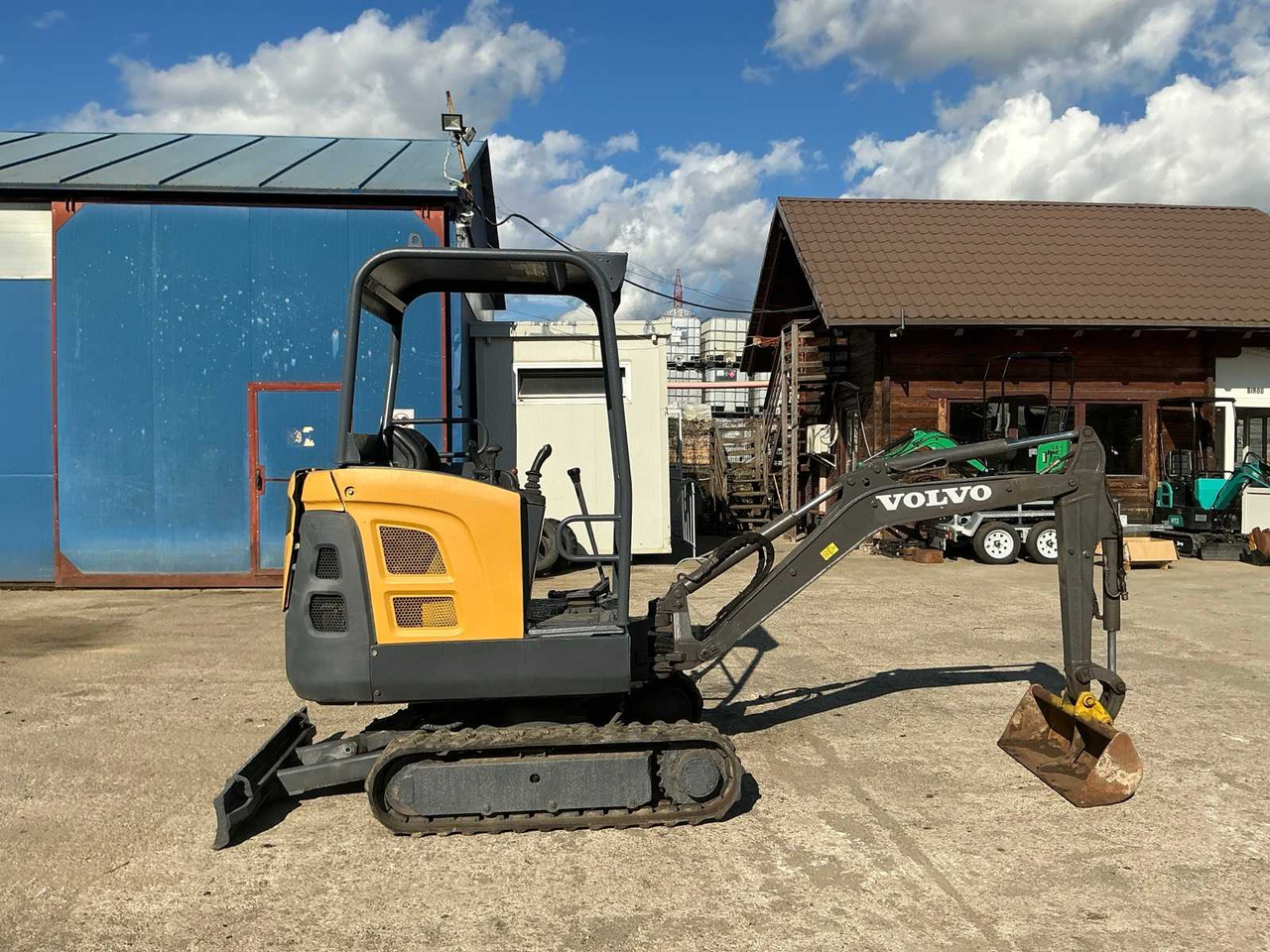 VOLVO EC 18 D - Mini ekskavatorius: foto 5 VOLVO EC 18 D - Mini ekskavatorius: foto 5