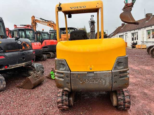 VOLVO EC 25 MINI CRAWLER EXCAVATOR 2.6 TON - Mini ekskavatorius: foto 3 VOLVO EC 25 MINI CRAWLER EXCAVATOR 2.6 TON - Mini ekskavatorius: foto 3
