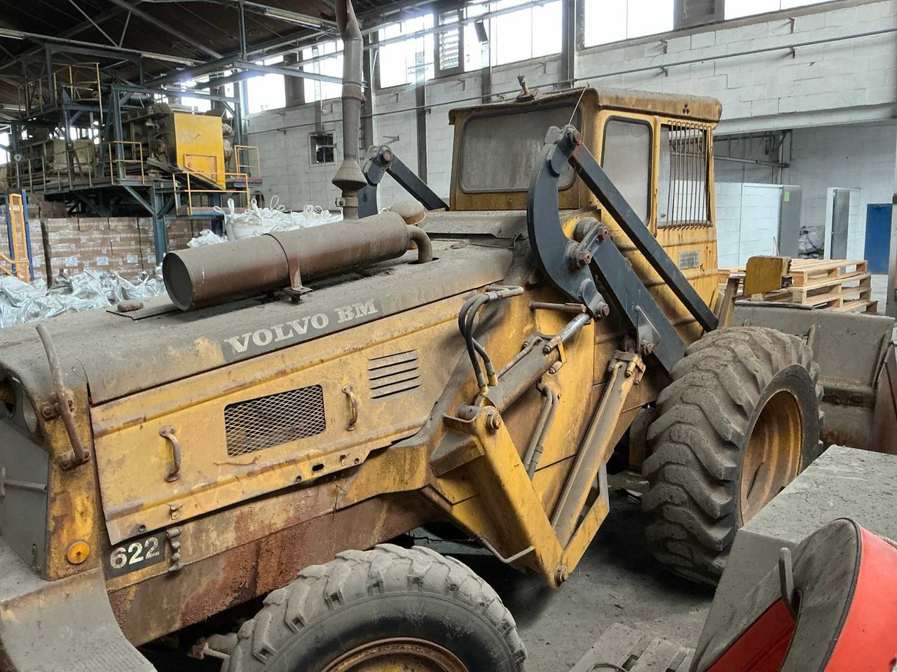 VOLVO LM 622 SHOVEL - Ratinis krautuvas: foto 5 VOLVO LM 622 SHOVEL - Ratinis krautuvas: foto 5