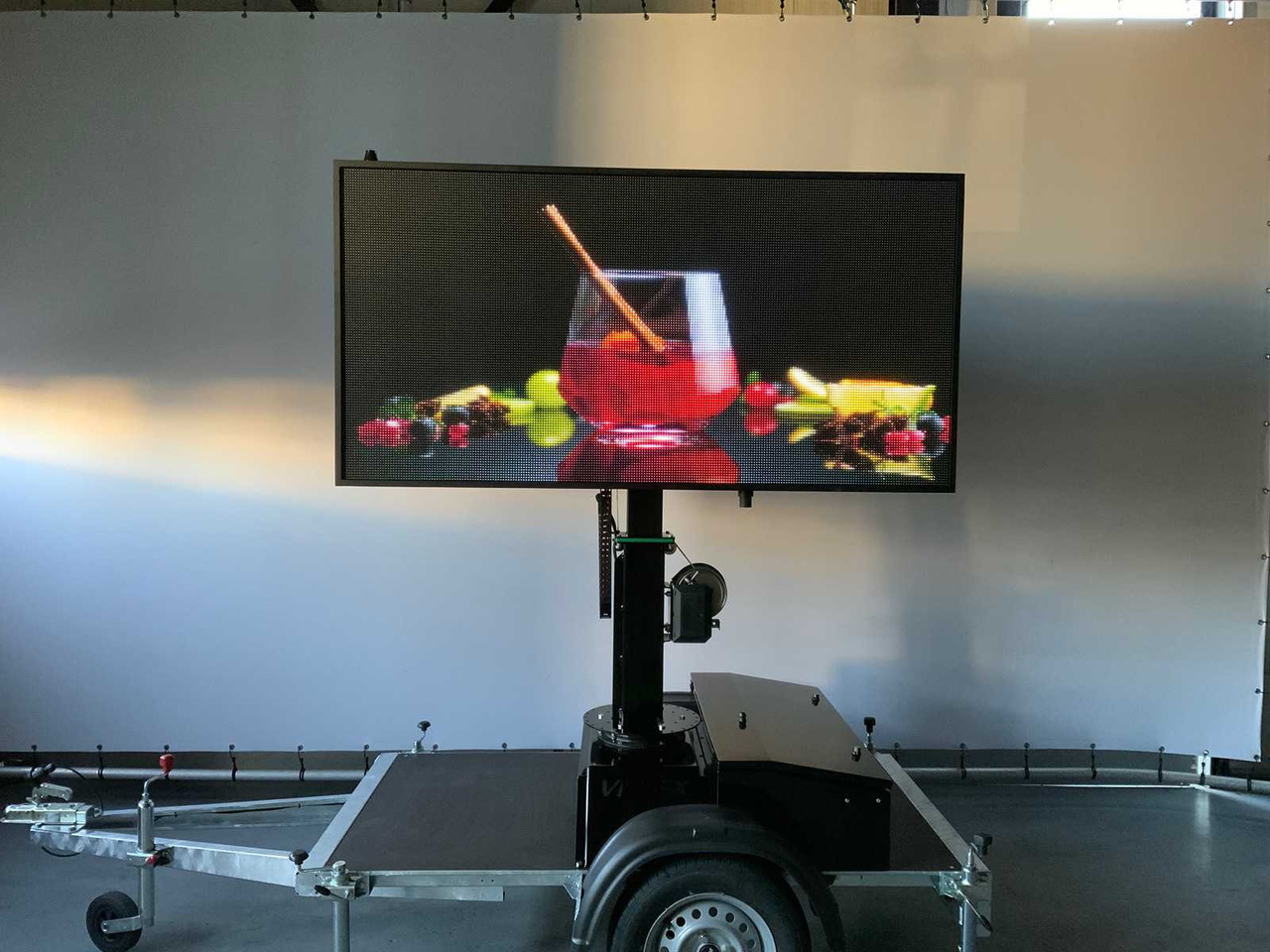 Statybinė įranga, Priekaba Viplex tekstkar P8 ledscherm op aanhangwagen: foto 30