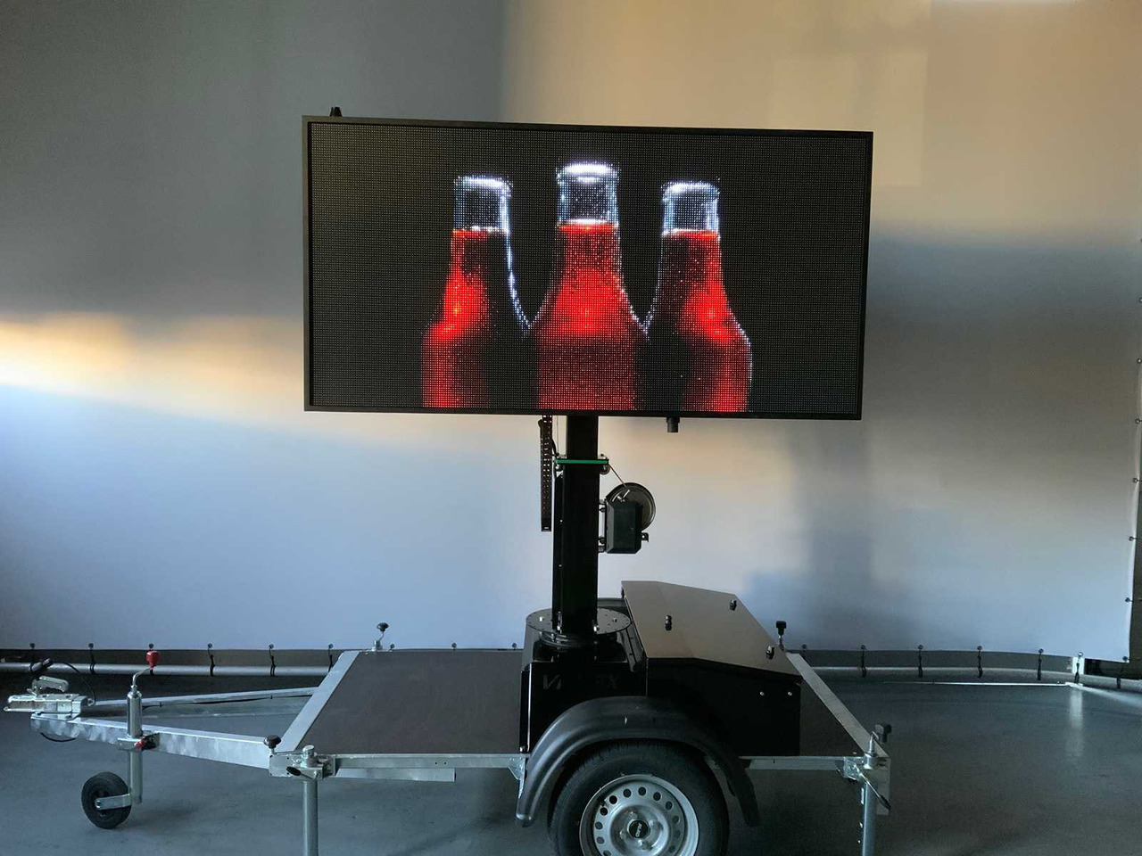 Statybinė įranga, Priekaba Viplex tekstkar P8 ledscherm op aanhangwagen: foto 32