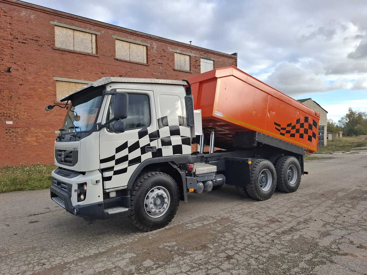 Volvo VOLVO - FM460 - DUMPER TRUCK - 2012 - Savivartis: foto 3 Volvo VOLVO - FM460 - DUMPER TRUCK - 2012 - Savivartis: foto 3