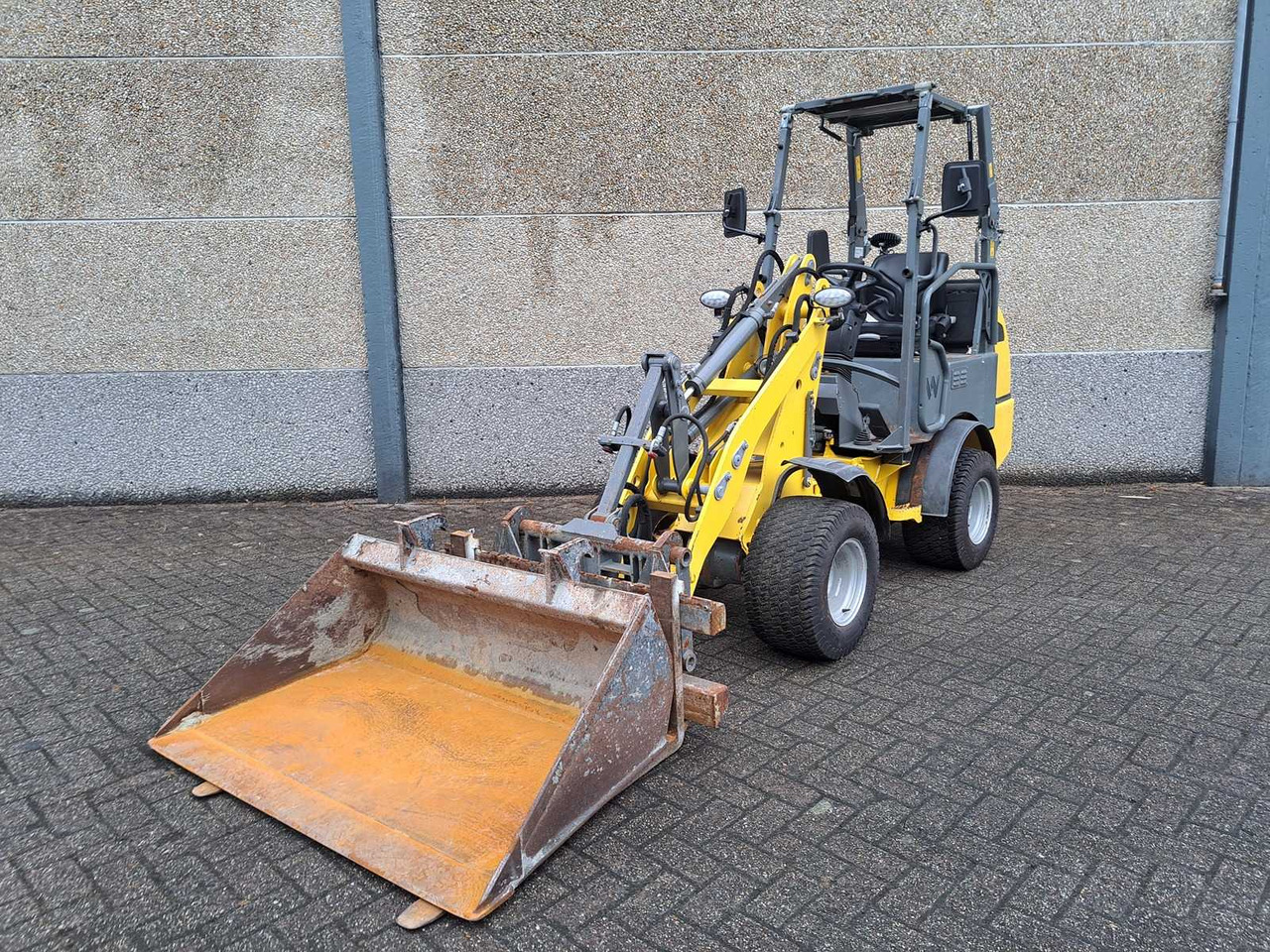 Wacker-Neuson WL20E - Ratinis krautuvas: foto 1 Wacker-Neuson WL20E - Ratinis krautuvas: foto 1