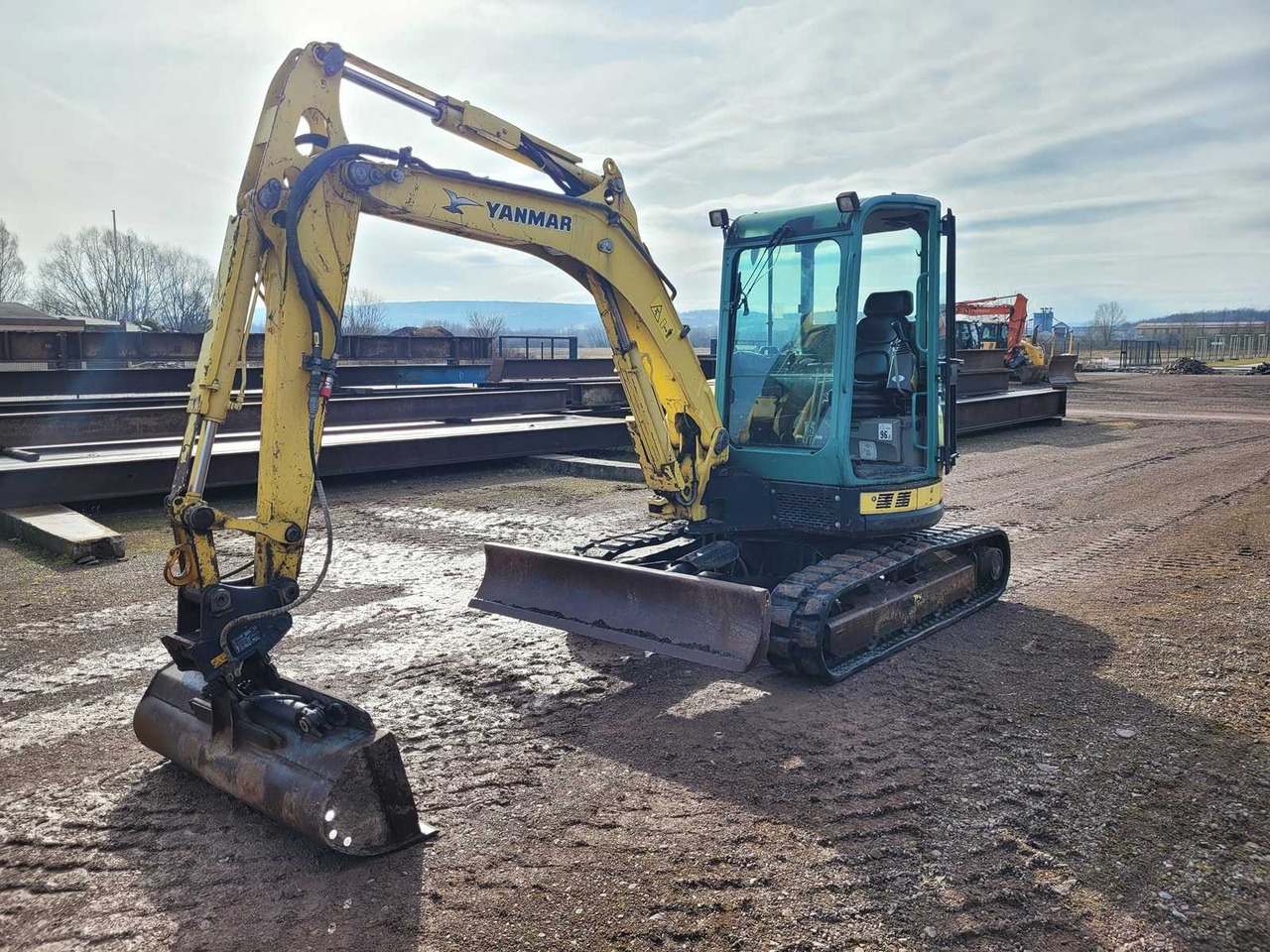 YANMAR VIO 50-U - Vikšrinis ekskavatorius: foto 2 YANMAR VIO 50-U - Vikšrinis ekskavatorius: foto 2