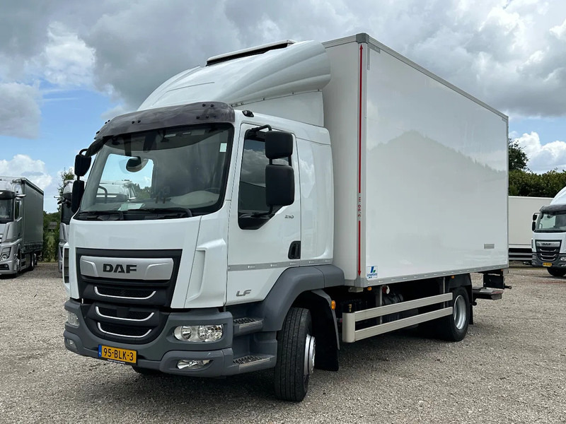 DAF LF 210 LF.14.210 EURO6. KOELBAKWAGEN MET LAADKLEP - Refrižeratorius sunkvežimis: foto 1 DAF LF 210 LF.14.210 EURO6. KOELBAKWAGEN MET LAADKLEP - Refrižeratorius sunkvežimis: foto 1