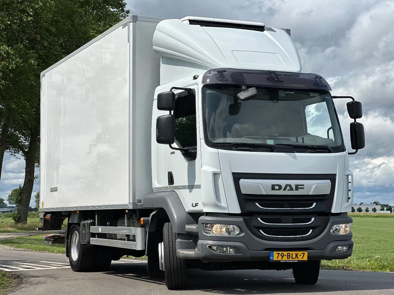 DAF LF 210 LF210.14. EURO6. 2018. KOELBAKWAGEN MET LAADKLEP 2000kg - Refrižeratorius sunkvežimis: foto 2 DAF LF 210 LF210.14. EURO6. 2018. KOELBAKWAGEN MET LAADKLEP 2000kg - Refrižeratorius sunkvežimis: foto 2