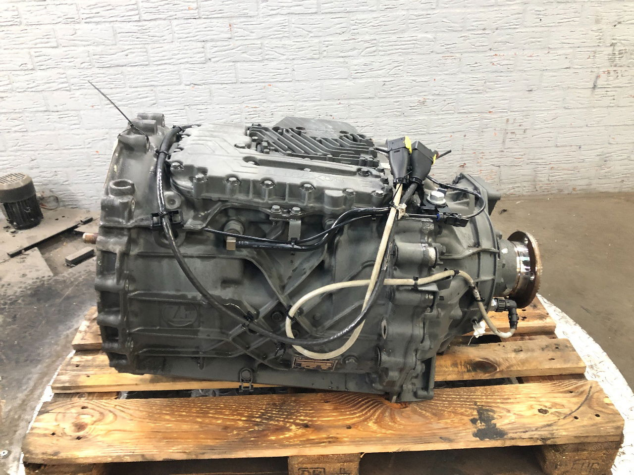 DAF Versnellingsbak 12 TX 2210 TD - Pavarų dėžė ir dalys - Sunkvežimis: foto 4 DAF Versnellingsbak 12 TX 2210 TD - Pavarų dėžė ir dalys - Sunkvežimis: foto 4