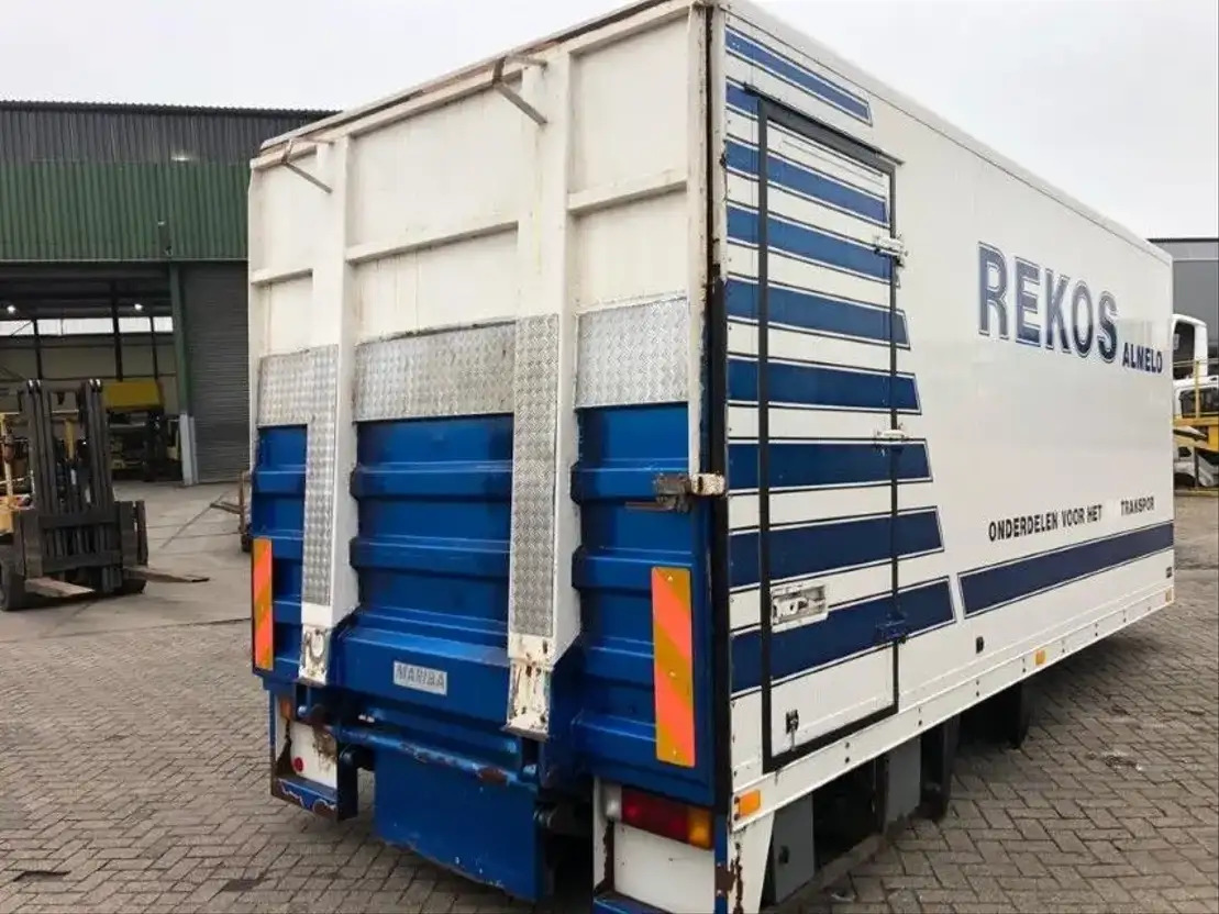 Diversen Laadbak voor paarden - Kėbulas - furgonas: foto 1 Diversen Laadbak voor paarden - Kėbulas - furgonas: foto 1