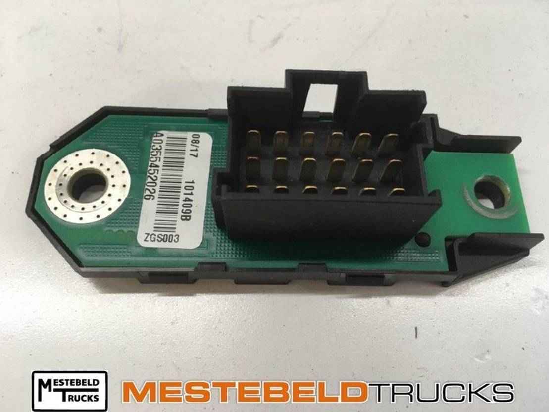 Mercedes Benz Elektrische koppeling - Elektros sistema - Sunkvežimis: foto 1 Mercedes Benz Elektrische koppeling - Elektros sistema - Sunkvežimis: foto 1