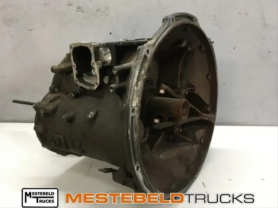Mercedes-Benz Versnellingsbakhuis - Pavarų dėžė ir dalys - Sunkvežimis: foto 1 Mercedes-Benz Versnellingsbakhuis - Pavarų dėžė ir dalys - Sunkvežimis: foto 1