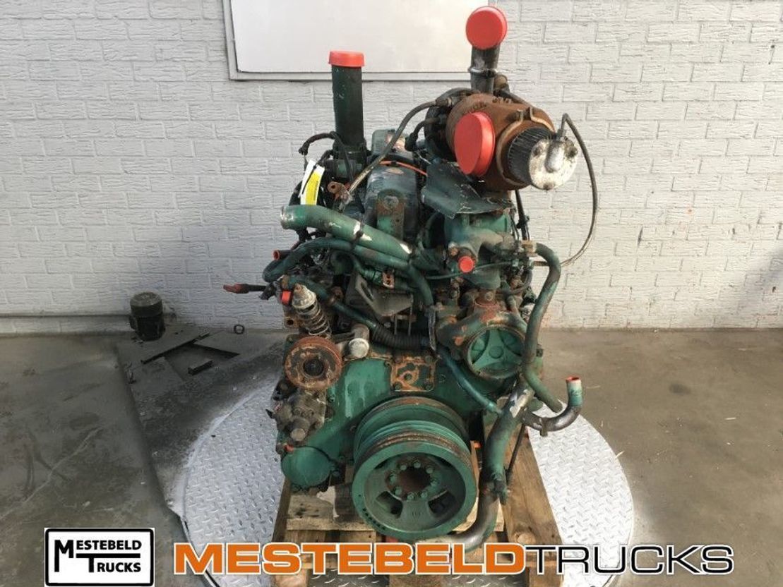 Volvo Motor D7C 275 EC 99 - Variklis - Sunkvežimis: foto 1 Volvo Motor D7C 275 EC 99 - Variklis - Sunkvežimis: foto 1