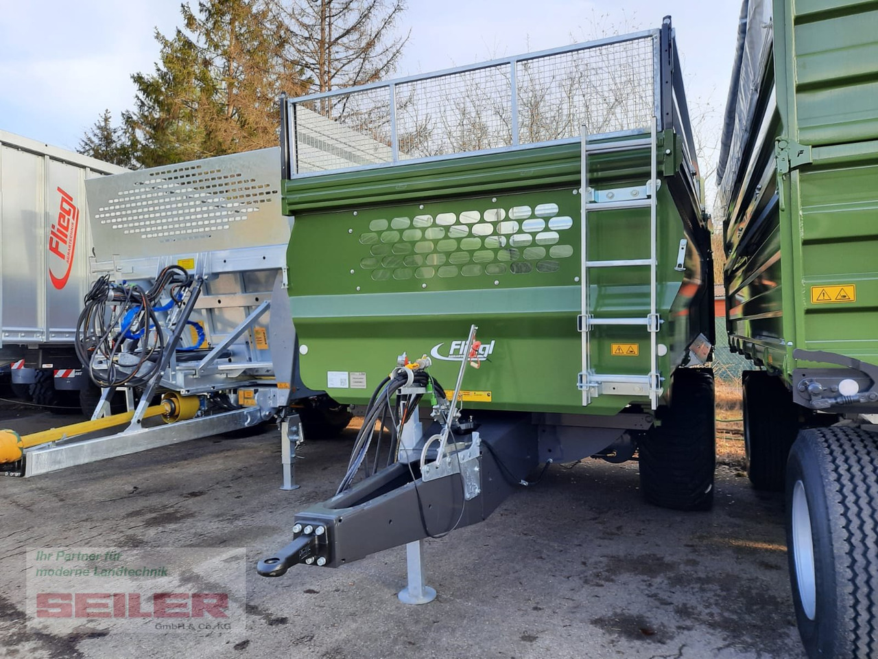 Fliegl TMK 140 FOX JUMBO-TITAN 20m³ - Savivartė traktorinė priekaba: foto 2 Fliegl TMK 140 FOX JUMBO-TITAN 20m³ - Savivartė traktorinė priekaba: foto 2