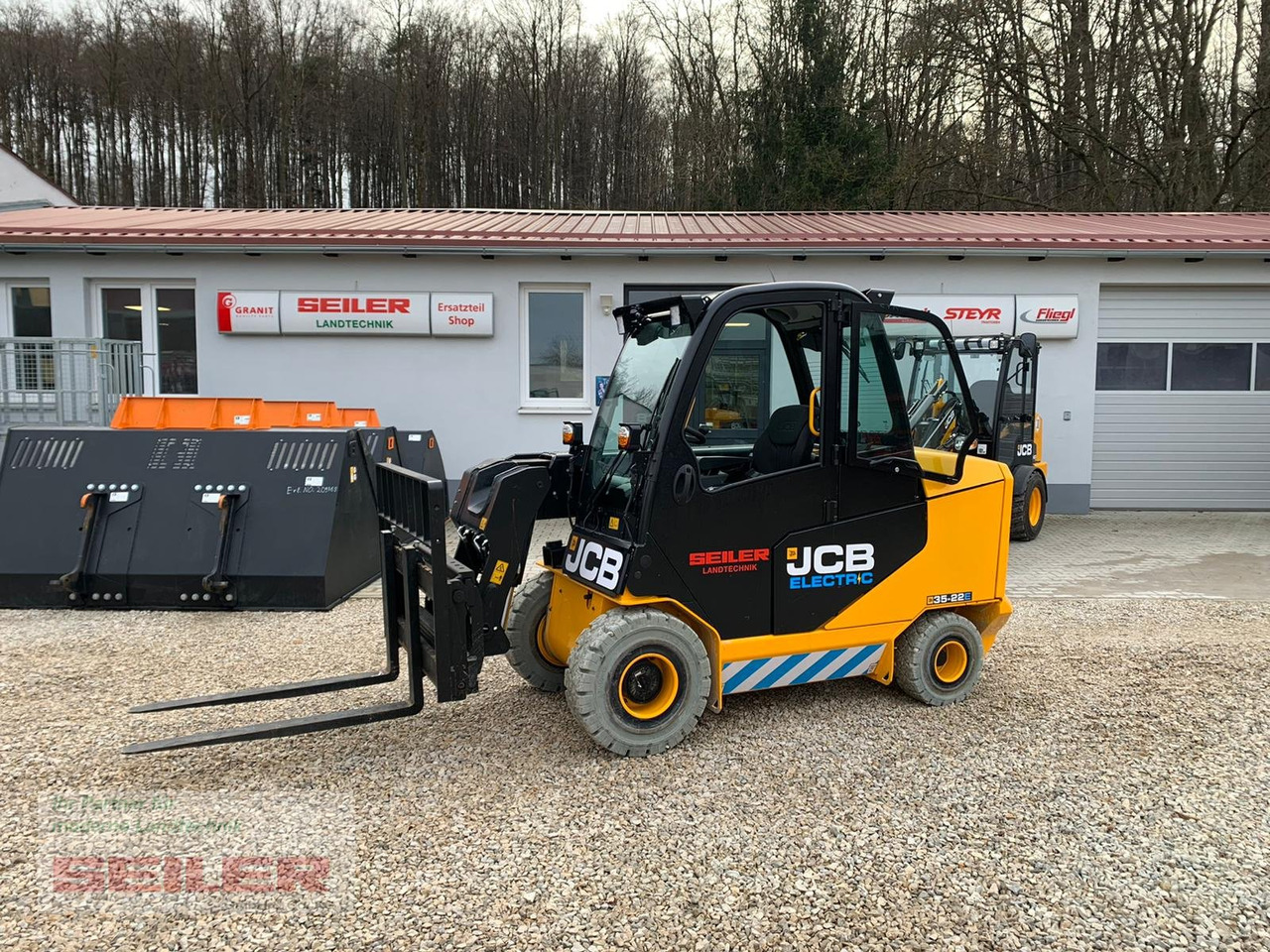 JCB TLT 35-22E Teletruk - Teleskopinis krautuvas: foto 1 JCB TLT 35-22E Teletruk - Teleskopinis krautuvas: foto 1