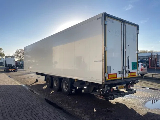 Krone SD THERMO KING Tail lift Lift axel - Refrižeratorius puspriekabė: foto 5 Krone SD THERMO KING Tail lift Lift axel - Refrižeratorius puspriekabė: foto 5