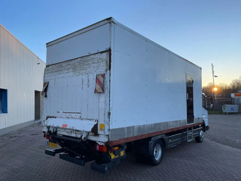Mercedes-Benz Atego 818 EURO 3 Full Steel Manual Gear-box NL-Truck - Furgonas sunkvežimis: foto 3 Mercedes-Benz Atego 818 EURO 3 Full Steel Manual Gear-box NL-Truck - Furgonas sunkvežimis: foto 3
