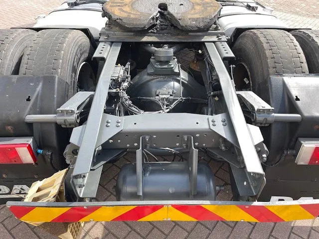 DAF XF 105.410 Euro 5 2 tanks Retarder Automatic - Vilkikas: foto 5 DAF XF 105.410 Euro 5 2 tanks Retarder Automatic - Vilkikas: foto 5