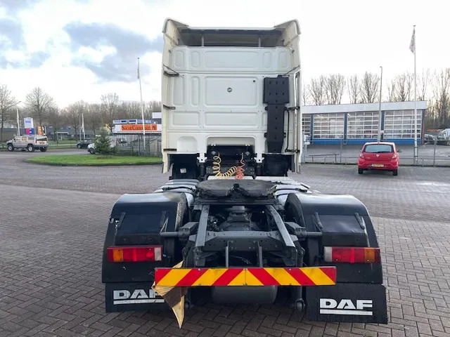 DAF XF 105.410 Euro 5 2 tanks Retarder Automatic - Vilkikas: foto 4 DAF XF 105.410 Euro 5 2 tanks Retarder Automatic - Vilkikas: foto 4
