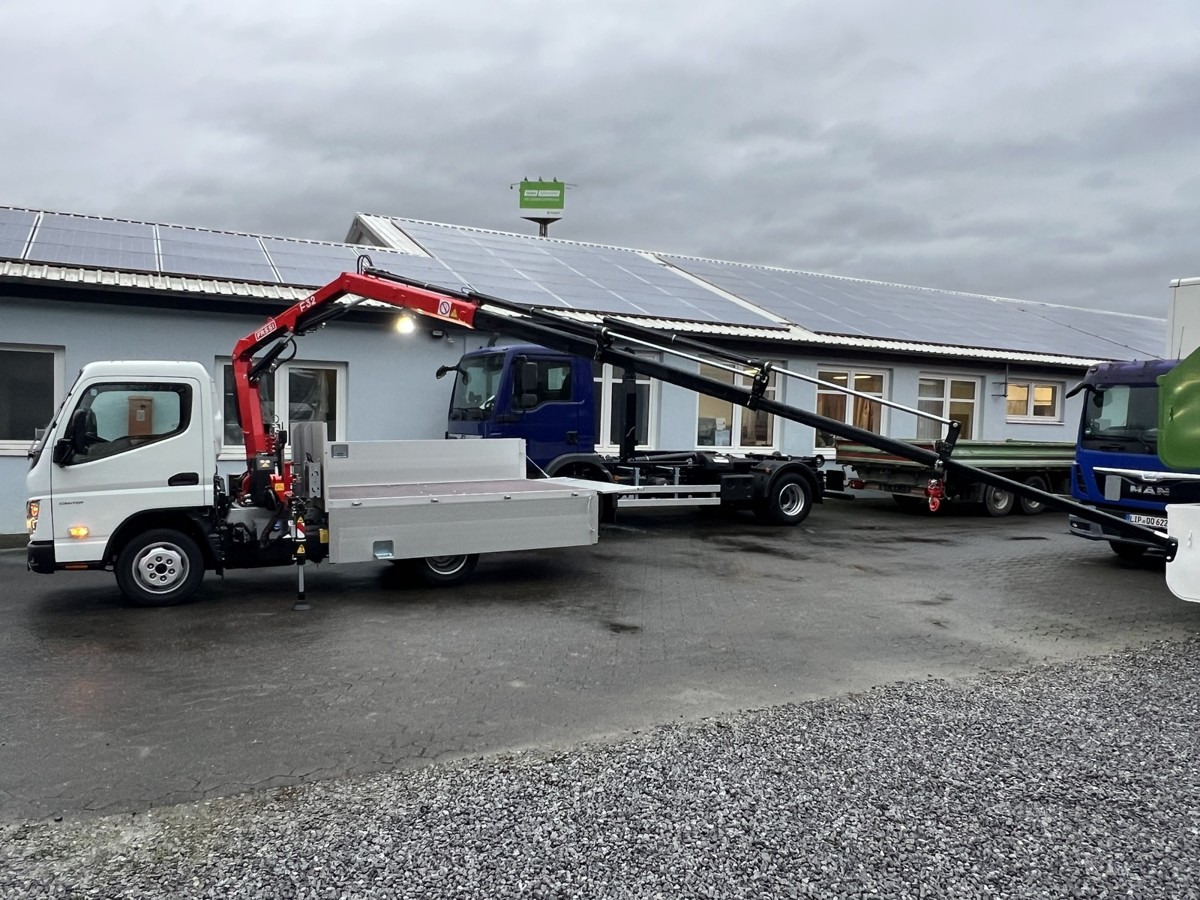 FUSO 3S15 Alu Pritsche 2.80m Ladekran Funk! sofort ve - Bortinis automobilis: foto 5 FUSO 3S15 Alu Pritsche 2.80m Ladekran Funk! sofort ve - Bortinis automobilis: foto 5