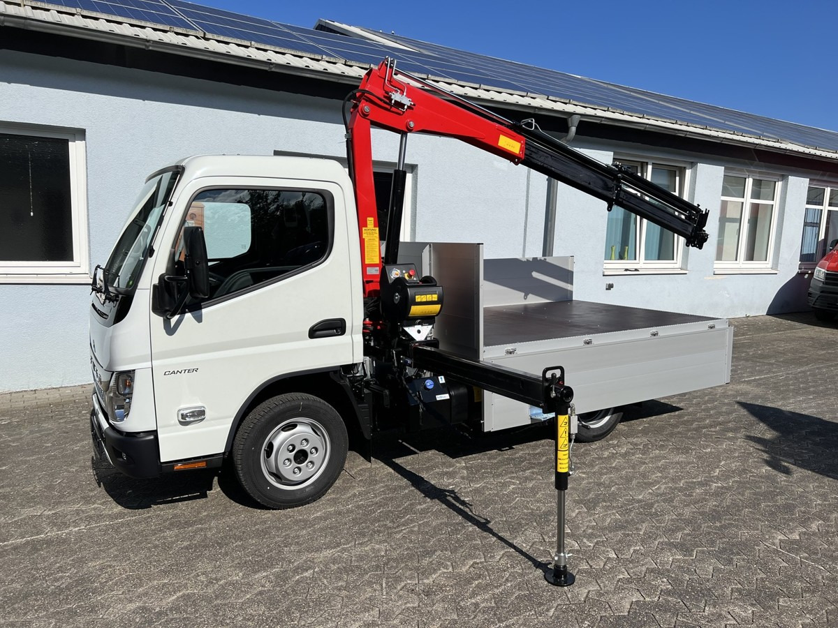 Interior photo 1: Nauja Bortinis automobilis FUSO 3S15 Alu Pritsche Ladekran 34S 3 x hydr.
