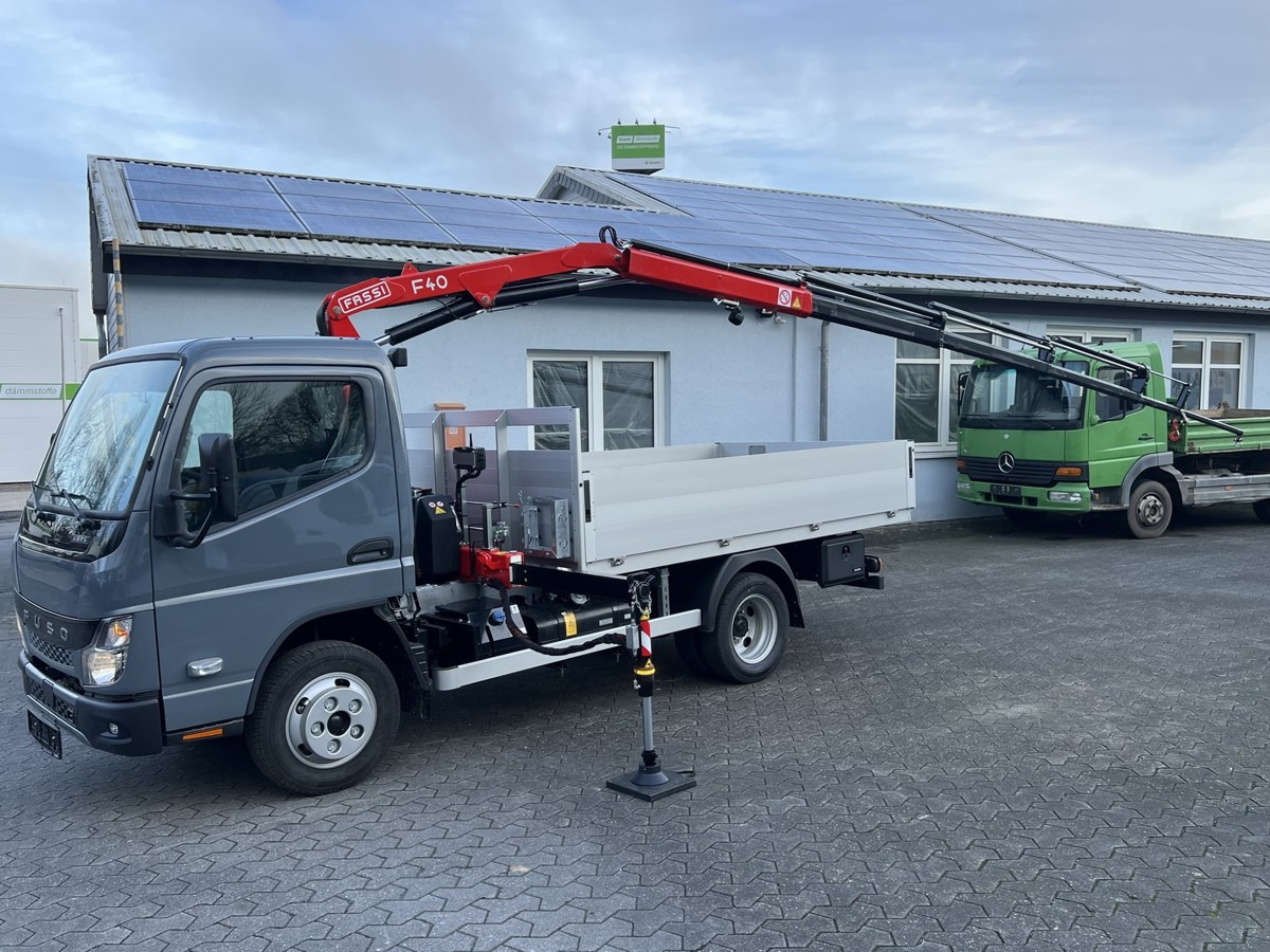 FUSO 6S15 Pritsche 3.0m Kran 4xhydr. Funk! - Bortinis automobilis: foto 2 FUSO 6S15 Pritsche 3.0m Kran 4xhydr. Funk! - Bortinis automobilis: foto 2