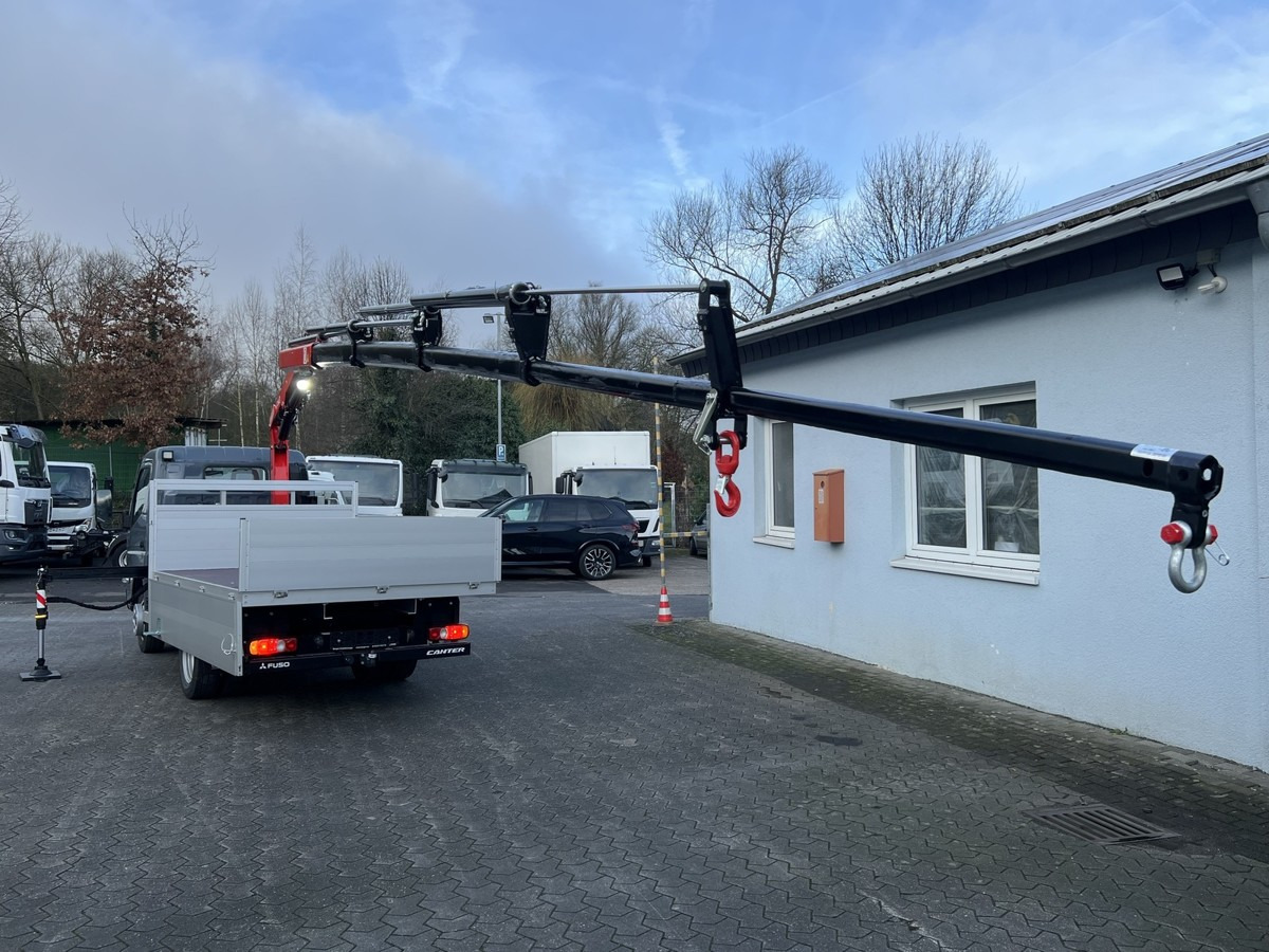 FUSO 6S15 Pritsche 3.0m Kran 4xhydr. Funk! - Sunkvežimis su kranu, Platforminis/ Bortinis sunkvežimis: foto 4 FUSO 6S15 Pritsche 3.0m Kran 4xhydr. Funk! - Sunkvežimis su kranu, Platforminis/ Bortinis sunkvežimis: foto 4