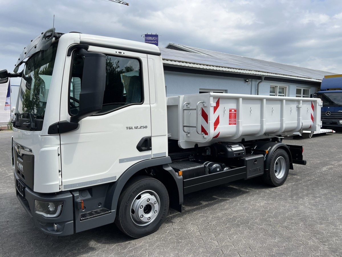 MAN TGL 12.250 BL NEU City Abrollkipper PowerMatic s - Hook-lift sunkvežimis: foto 3 MAN TGL 12.250 BL NEU City Abrollkipper PowerMatic s - Hook-lift sunkvežimis: foto 3