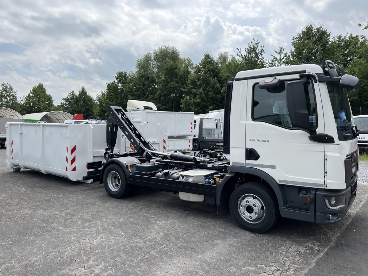 Hook-lift sunkvežimis MAN TGL 12.250 BL NEU City Abrollkipper Tipmatik: foto 7