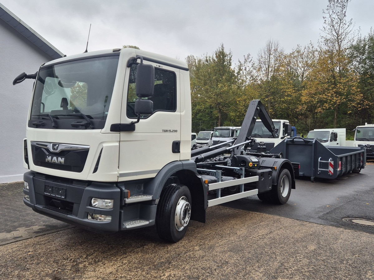 MAN TGM 15.290 BL Aut. Abrollkipper AHK - Hook-lift sunkvežimis: foto 4 MAN TGM 15.290 BL Aut. Abrollkipper AHK - Hook-lift sunkvežimis: foto 4