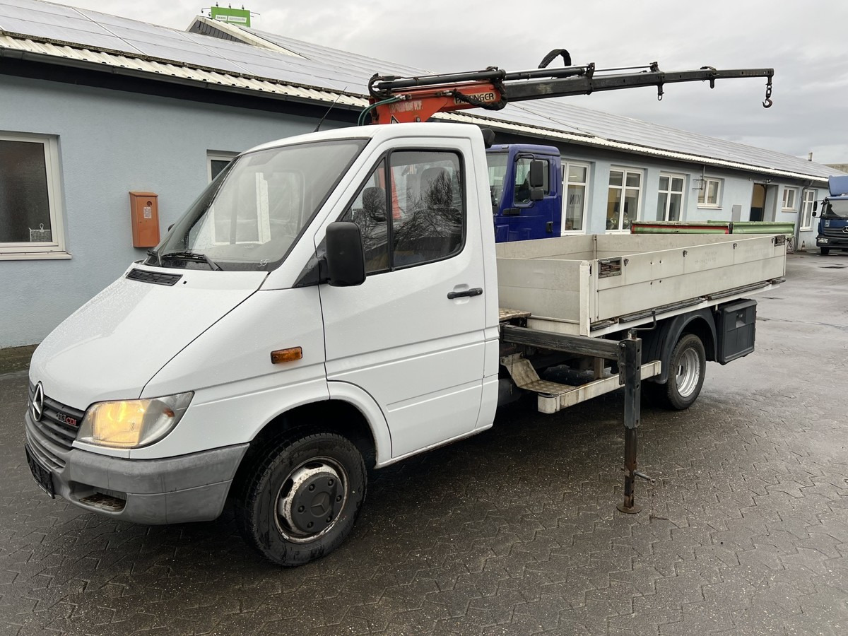 MERCEDES-BENZ Sprinter 413 313 Pritsche Kran Palfinger PC2300 - Bortinis automobilis: foto 5 MERCEDES-BENZ Sprinter 413 313 Pritsche Kran Palfinger PC2300 - Bortinis automobilis: foto 5
