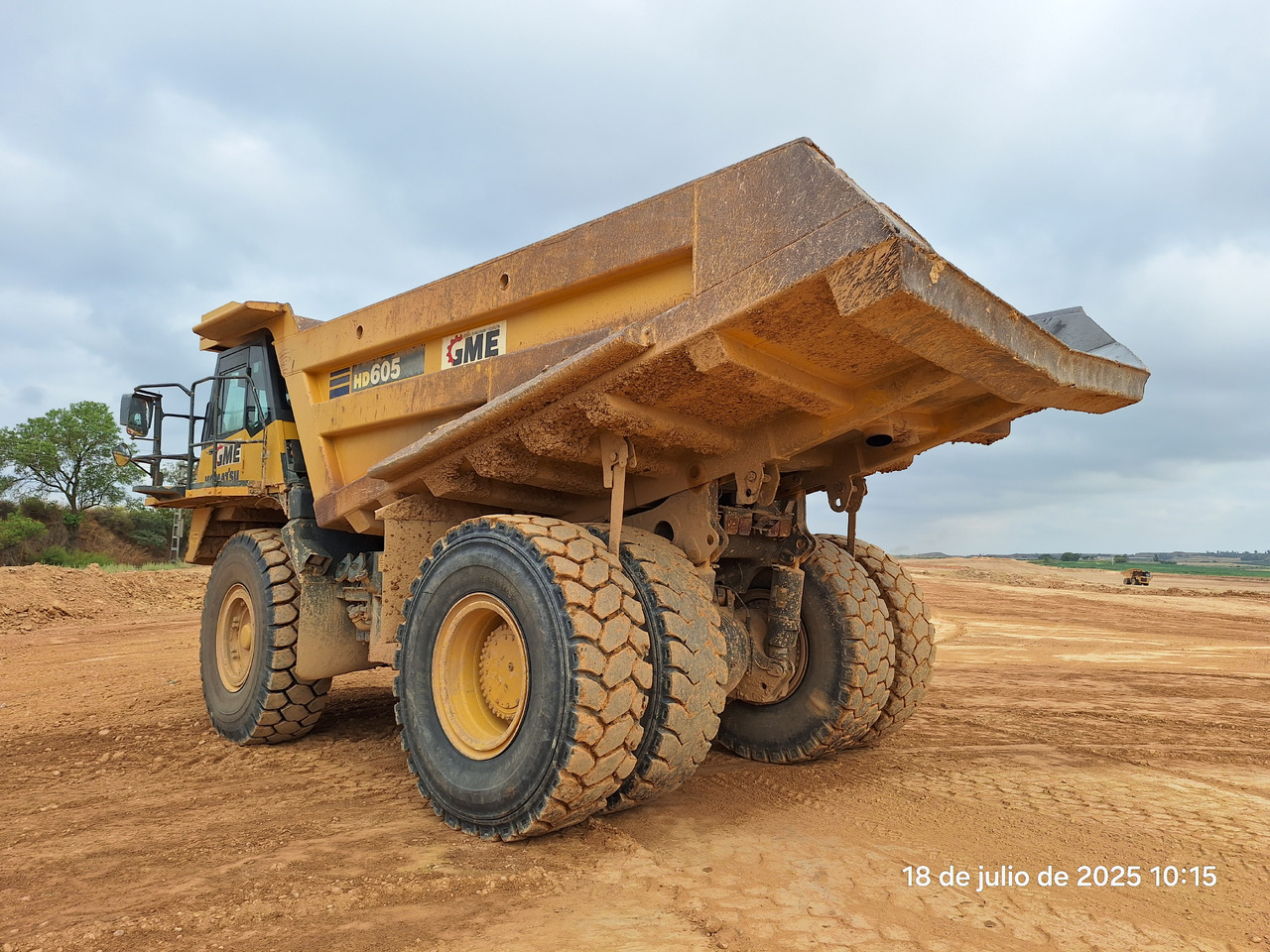 KOMATSU HD605 7-EO - Karjerinis savivartis: foto 4 KOMATSU HD605 7-EO - Karjerinis savivartis: foto 4