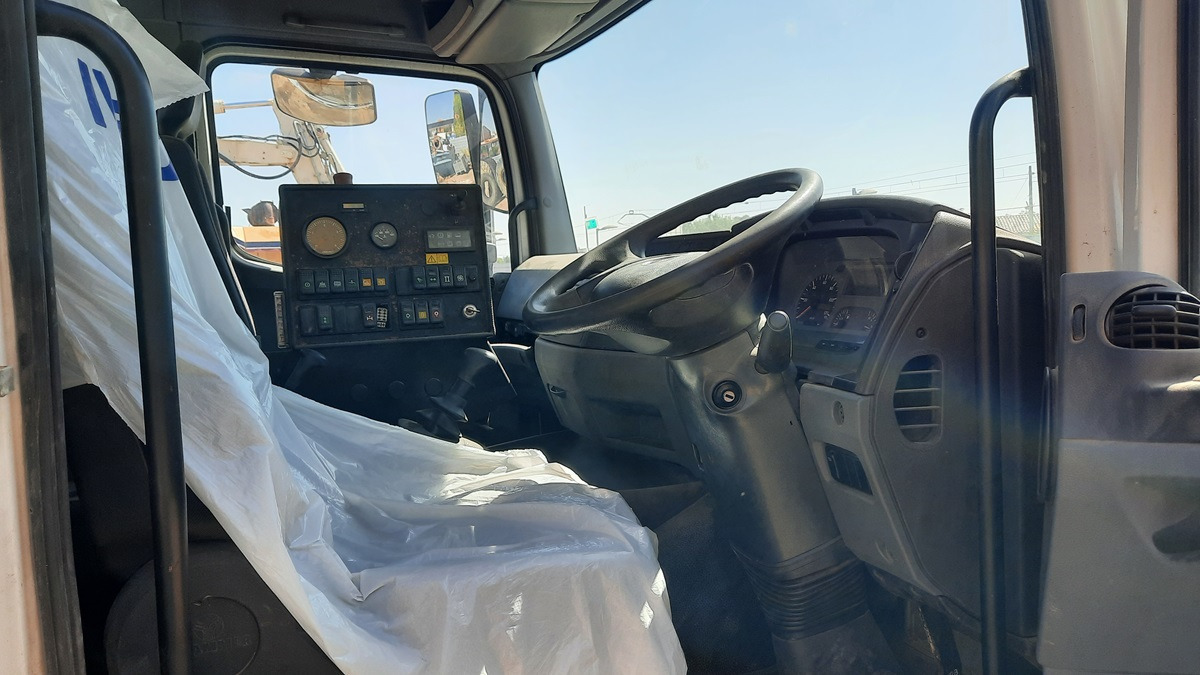 SCHMIDT SK600 - Gatvių šlavimo mašina: foto 4 SCHMIDT SK600 - Gatvių šlavimo mašina: foto 4