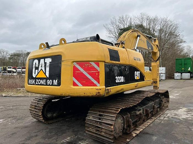 Caterpillar 323DL - 323 DL - 323D - Ekskavatorius: foto 4 Caterpillar 323DL - 323 DL - 323D - Ekskavatorius: foto 4