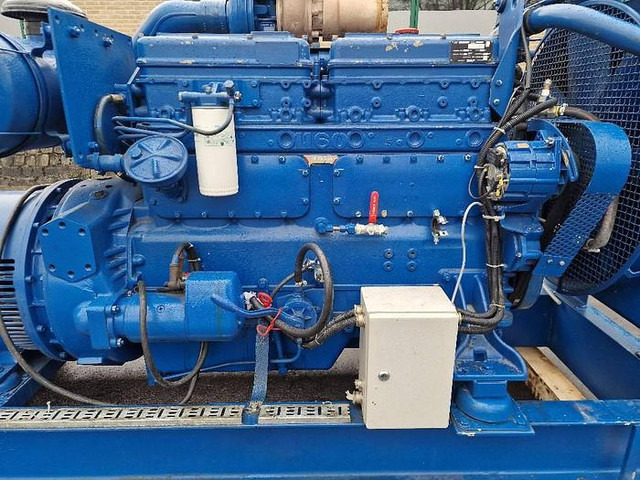 DAF 1160 Generator MX 250 MB4 - Elektrinis generatorius: foto 5 DAF 1160 Generator MX 250 MB4 - Elektrinis generatorius: foto 5