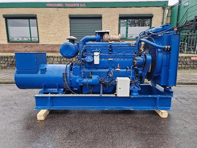DAF 1160 Generator MX 250 MB4 - Elektrinis generatorius: foto 1 DAF 1160 Generator MX 250 MB4 - Elektrinis generatorius: foto 1