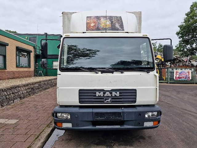 MAN L2000 LE 8.180 - Tentinis sunkvežimis: foto 2 MAN L2000 LE 8.180 - Tentinis sunkvežimis: foto 2