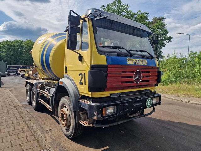 Mercedes-Benz 2527 B 6X4 - Betonvežis: foto 3 Mercedes-Benz 2527 B 6X4 - Betonvežis: foto 3