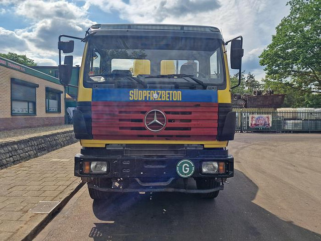 Mercedes-Benz 2527 B 6X4 - Betonvežis: foto 2 Mercedes-Benz 2527 B 6X4 - Betonvežis: foto 2