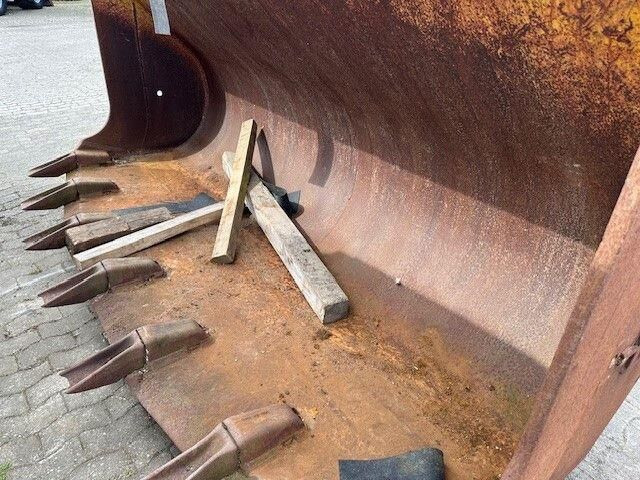 Caterpillar 966E, Ladeschaufel, Schaufel mit Zähne, 4,5m³ - Ratinis krautuvas: foto 2 Caterpillar 966E, Ladeschaufel, Schaufel mit Zähne, 4,5m³ - Ratinis krautuvas: foto 2