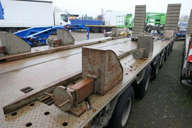 Goldhofer Spezial Tieflader für Schwertransport Goldhofer Spezial Tieflader für Schwertransport, 80to. NL - Žemo profilio platforma priekaba: foto 5 Goldhofer Spezial Tieflader für Schwertransport Goldhofer Spezial Tieflader für Schwertransport, 80to. NL - Žemo profilio platforma priekaba: foto 5
