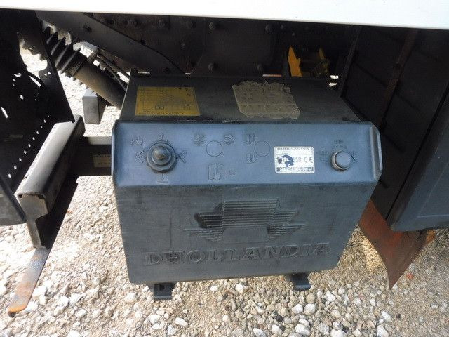Iveco 80E18 4x2, LBW, AHK, Klima, 6.100mm lang,3. Sitz Iveco 80E18 4x2, LBW, AHK, Klima, 6.100mm lang,3. Sitz - Furgonas su krovinių dėže: foto 4 Iveco 80E18 4x2, LBW, AHK, Klima, 6.100mm lang,3. Sitz Iveco 80E18 4x2, LBW, AHK, Klima, 6.100mm lang,3. Sitz - Furgonas su krovinių dėže: foto 4