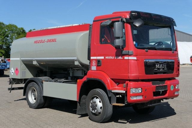MAN 13.290 TGM BL 4x4, 2 Kammern, 9m³, Allrad, Klima - Autocisterna: foto 4 MAN 13.290 TGM BL 4x4, 2 Kammern, 9m³, Allrad, Klima - Autocisterna: foto 4