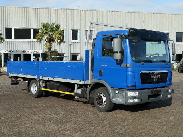 MAN 8.180 TGL BL 4x2, Gerüstbau, AHK, 3. Sitz - Bortinis automobilis: foto 3 MAN 8.180 TGL BL 4x2, Gerüstbau, AHK, 3. Sitz - Bortinis automobilis: foto 3